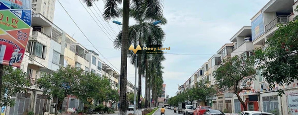 Sốc bán liền kề tọa lạc ngay Huyện Đan Phượng, Hà Nội bán ngay với giá chốt nhanh 7.7 tỷ có tổng dt 176m2 bãi đậu xe rộng-03
