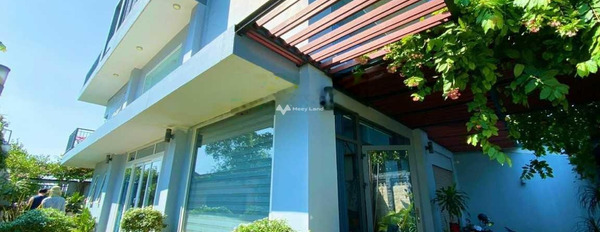 19 tỷ, bán liền kề diện tích chung 180m2 vị trí mặt tiền tại Phường 13, Hồ Chí Minh nội thất đẹp mắt Đầy đủ, trong nhà có tổng 5 PN, 5 WC giá tốt nhất-02