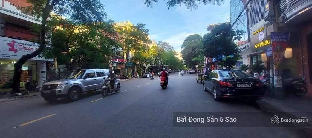 Vị trí đẹp tọa lạc tại Văn Cao, Hải An bán nhà căn nhà gồm có 3 phòng ngủ 3 WC