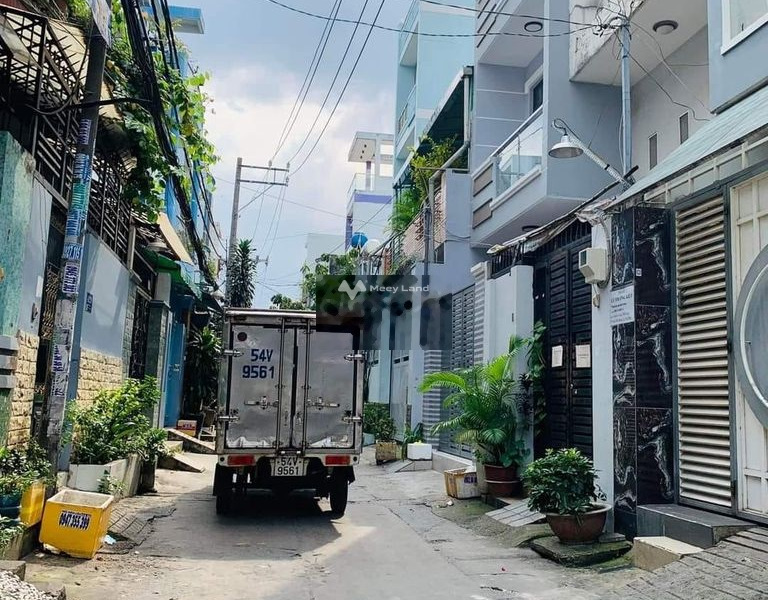 Vị trí thuận tiện ngay tại Tân Phú, Hồ Chí Minh bán nhà bán ngay với giá khuyến mãi chỉ 4.6 tỷ trong ngôi nhà này có 3 phòng ngủ 2 WC-01