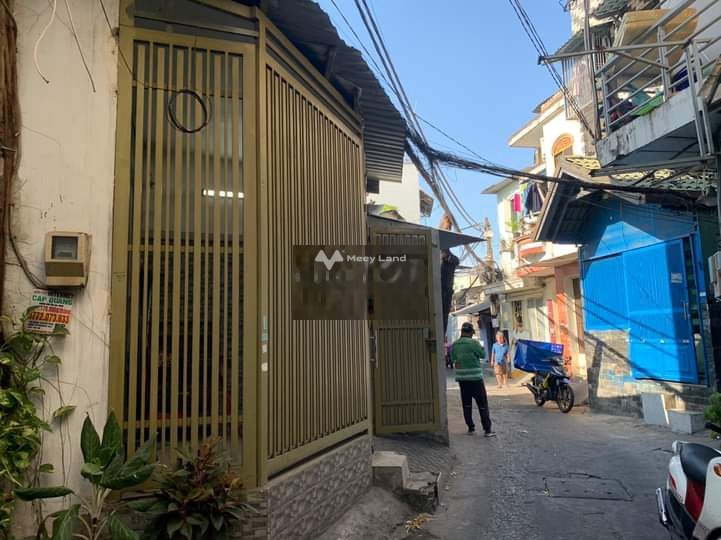Diện tích 48m2 bán nhà ở vị trí mặt tiền tọa lạc gần Quận 8, Hồ Chí Minh trong nhà tổng quan bao gồm 4 phòng ngủ 5 WC liên hệ ngay để được tư vấn-01