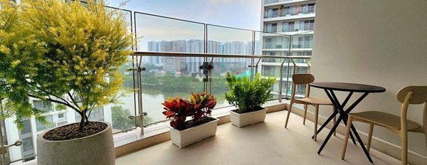 Diện tích 135m2, cho thuê chung cư giá thuê hấp dẫn chỉ 32 triệu/tháng vị trí đẹp gần Quận 7, Hồ Chí Minh, trong căn hộ có tổng 3 PN, 2 WC giá hợp lý-03
