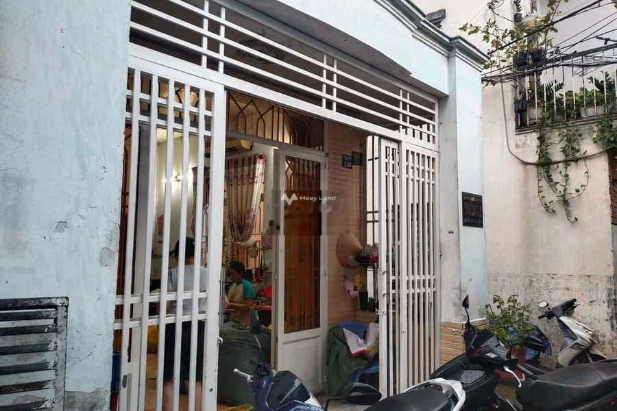 Bán nhà ngay tại Bình Hưng Hòa B, Bình Tân bán ngay với giá thỏa thuận chỉ 2.5 tỷ diện tích 57m2 nhà có tất cả 2 phòng ngủ-01