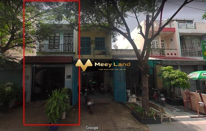 Vị trí thuận lợi tọa lạc ngay trên Bình Hưng Hòa, Hồ Chí Minh cho thuê nhà thuê ngay với giá siêu mềm chỉ 11 triệu/tháng, trong nhà bao gồm có 3 PN, 3...