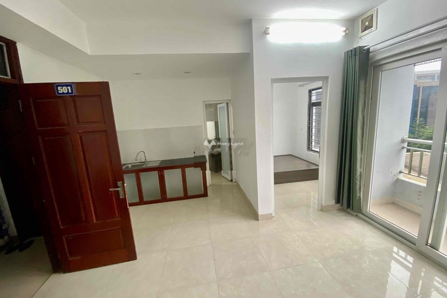 Diện tích 35m2 cho thuê phòng trọ tọa lạc ở Hồ Tùng Mậu, Mai Dịch thuê ngay với giá êm 4.5 triệu/tháng tổng quan ngôi phòng này gồm Nội thất cao cấp-01