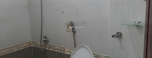 Ngay Phú Thọ Hòa, Tân Phú bán chung cư giá bán bất ngờ từ 2.4 tỷ, trong căn hộ này có 2 PN, 2 WC không tiếp trung gian-02