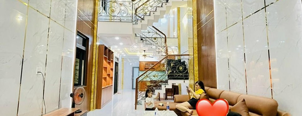 Vị trí đẹp ngay tại Hiệp Bình, Hồ Chí Minh bán nhà bán ngay với giá khủng chỉ 11.95 tỷ diện tích gồm 117m2 ngôi nhà này có 4 PN cảm ơn đã xem tin-02