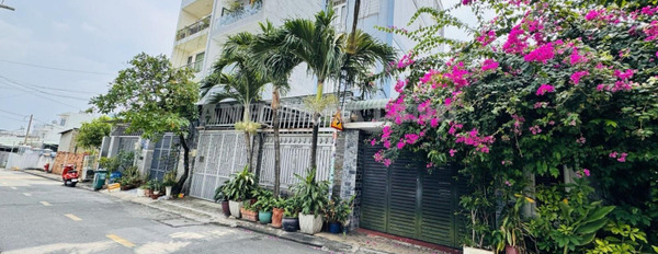 Bán nhà mặt tiền kinh doanh ngang 8m vuông đẹp gần Lê Văn Việt, khu trung tâm quận 9. Giá ngộp bank -03