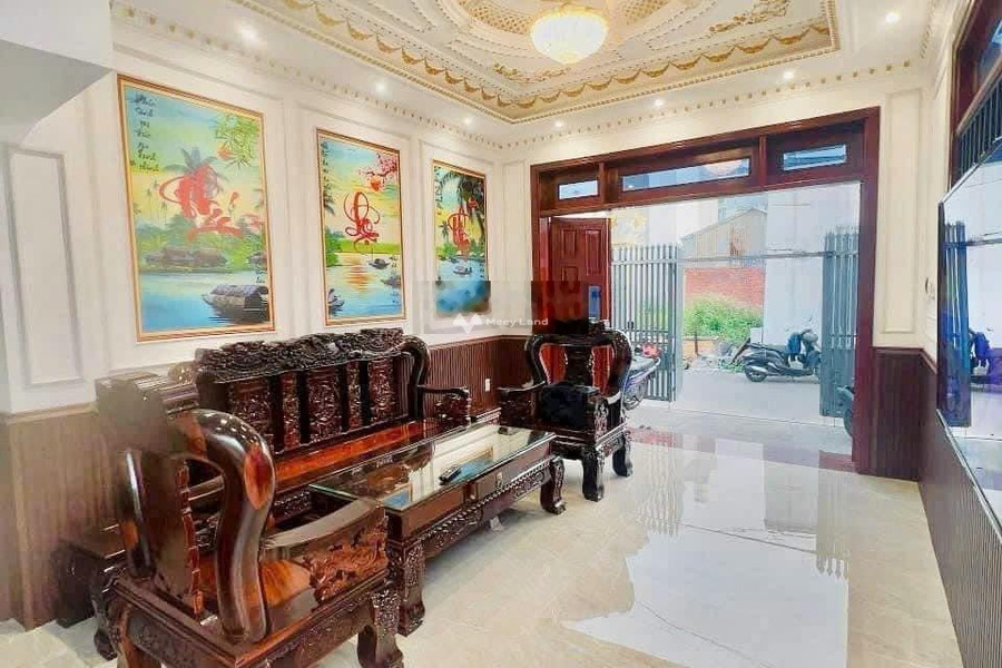 Bán nhà vị trí đẹp tọa lạc ngay trên Quận 1, Hồ Chí Minh bán ngay với giá quy định 16 tỷ diện tích gồm 70m2 tổng quan căn nhà này có 4 phòng ngủ-01