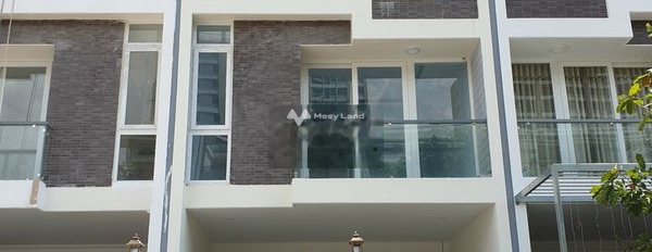 Tọa lạc ngay ở Phú Thuận, Quận 7 cho thuê nhà thuê ngay với giá cực tốt 26 triệu/tháng, tổng quan trong nhà 4 phòng ngủ-02