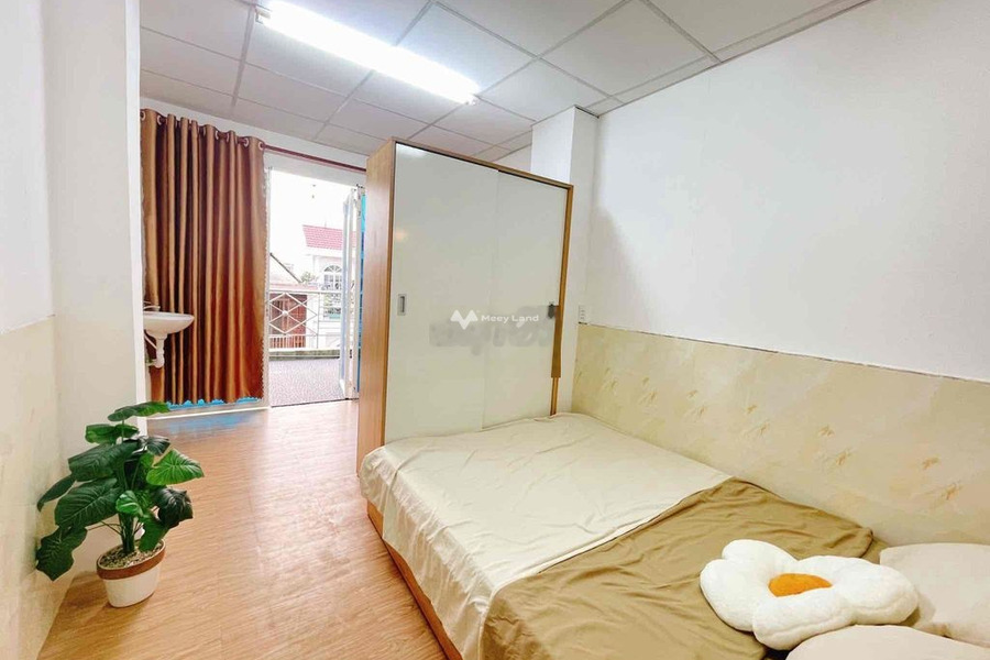 Cho thuê căn hộ, vị trí đặt tọa lạc gần Quận 3, Hồ Chí Minh thuê ngay với giá thỏa thuận chỉ 4.3 triệu/tháng có diện tích thực 32m2-01