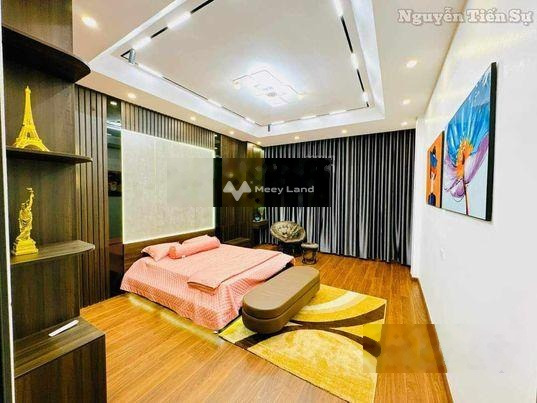 Nhà 4 phòng ngủ bán nhà có diện tích chung là 65m2 vị trí đặt tọa lạc ở Long Biên, Hà Nội-01
