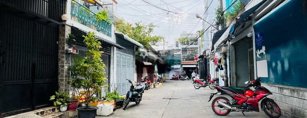 Giá 7.9 tỷ bán nhà có diện tích gồm 110m2 vị trí đặt tại Lê Thúc Hoạch, Hồ Chí Minh hướng Đông Nam tổng quan ở trong nhà gồm 2 PN vị trí thuận lợi-02