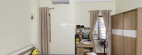 Diện tích 33m2 bán nhà ở vị trí thuận lợi tọa lạc ngay trên Kim Giang, Thanh Xuân trong nhà tổng quan có 3 phòng ngủ khách có thiện chí liên hệ ngay.-03