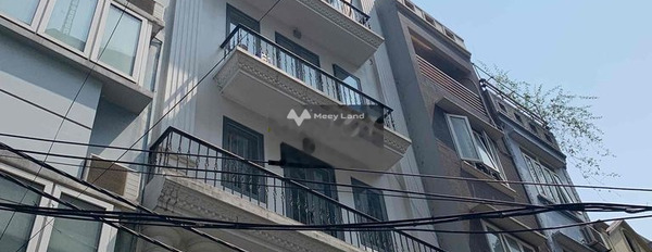 Vị trí trung tâm Yên Hòa, Cầu Giấy cho thuê nhà giá thuê siêu mềm 16 triệu/tháng, nhà này gồm có 5 phòng ngủ, 5 WC-02