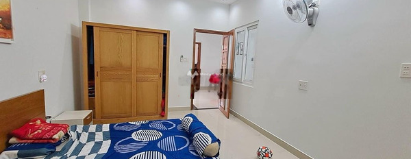 Vị trí ở An Nhơn, Sơn Trà cho thuê nhà thuê ngay với giá mềm 16 triệu/tháng, tổng quan trong nhà 3 phòng ngủ, 3 WC-03