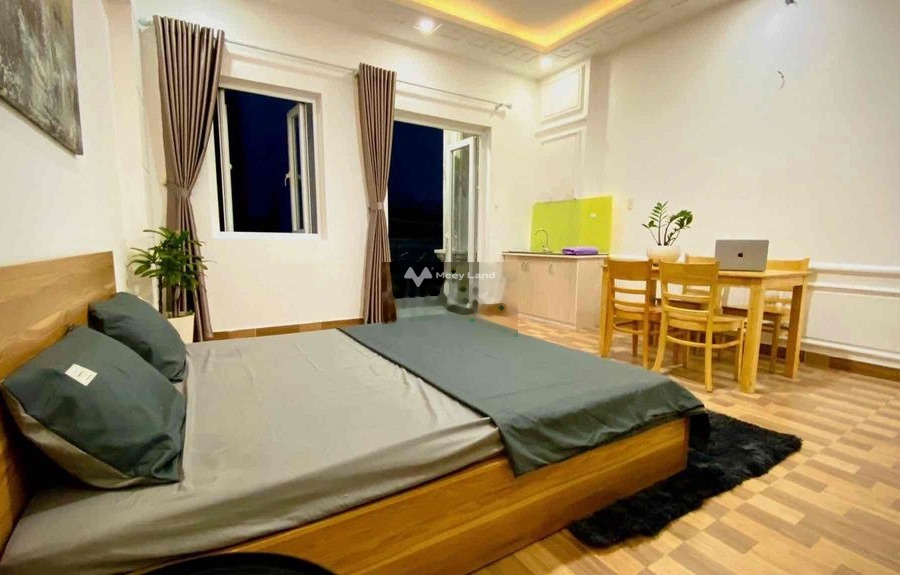 Vị trí đặt nằm tại Phường 12, Hồ Chí Minh, cho thuê chung cư giá thuê chỉ từ chỉ 4.6 triệu/tháng, căn hộ nhìn chung bao gồm 1 PN, 1 WC có chỗ để xe-01