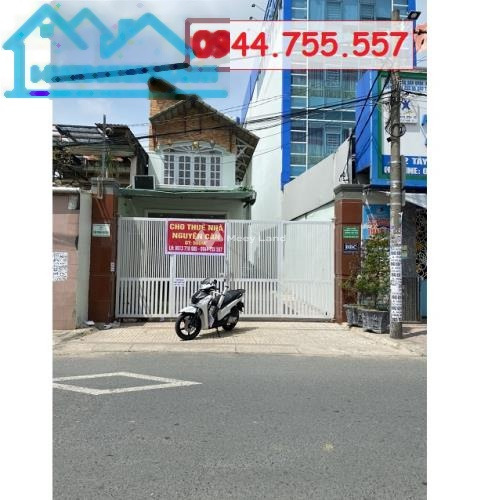 Có tổng diện tích 260m2, cho thuê nhà ở vị trí đặt ngay trung tâm Phước Long A, Hồ Chí Minh sổ hồng chính chủ-01