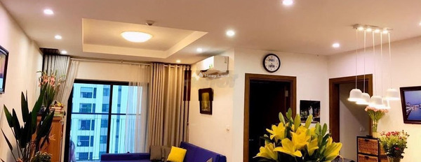 Cho thuê căn hộ mặt tiền nằm tại Hồ Tùng Mậu, Phú Diễn, thuê ngay với giá khoảng từ 16 triệu/tháng có một diện tích là 105m2-03