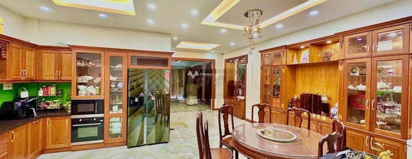 Ngôi nhà có 6 PN, bán nhà ở có diện tích chung 120m2 bán ngay với giá cực rẻ từ 14 tỷ vị trí đẹp tại Tân Sơn Nhì, Tân Sơn Nhì-02