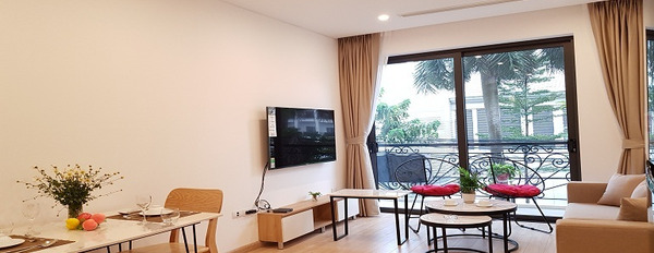 Cho thuê căn hộ dịch vụ tại Từ Hoa, Tây Hồ, 120m2, 2 phòng ngủ, ban công, đầy đủ nội thất mới hiện đại-02