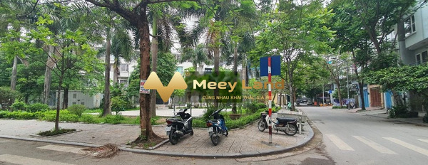 Bán nhà vị trí nằm trên Văn Phú, Hà Nội. Diện tích 150m2, giá 12 tỷ-03