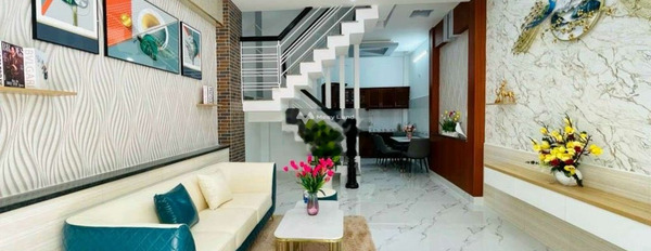 Tổng quan ở trong ngôi nhà 3 PN, bán nhà ở diện tích 39m2 bán ngay với giá hạt dẻ từ 4.9 tỷ vị trí thuận lợi gần Phường 9, Hồ Chí Minh-03