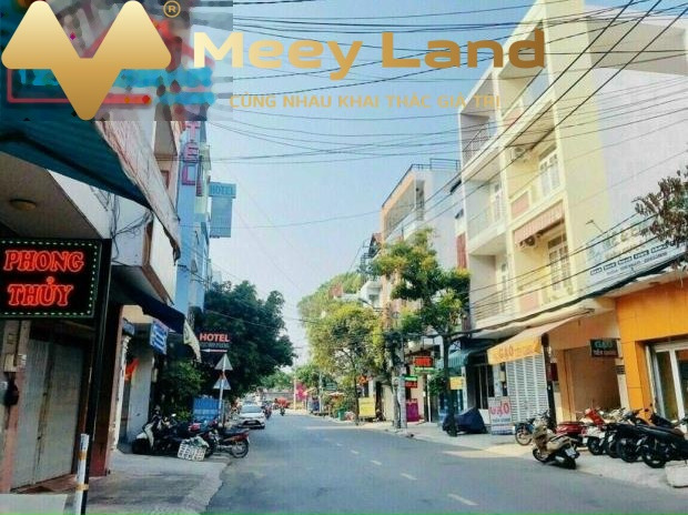 Khó khăn cùng cực bán nhà vị trí mặt tiền ngay tại Tân Sơn Nhì, Tân Phú vào ở luôn giá thực tế từ 8.8 tỷ có diện tích gồm 70m2 khách có thiện chí liên...