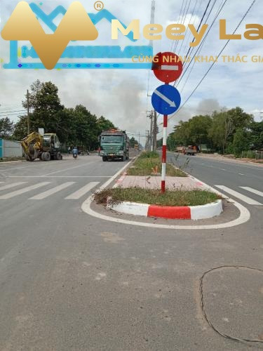 Đường Nguyễn Hữu Cảnh, Xã Long Tân 48.2 tỷ bán đất có dt tổng 5671m2-01