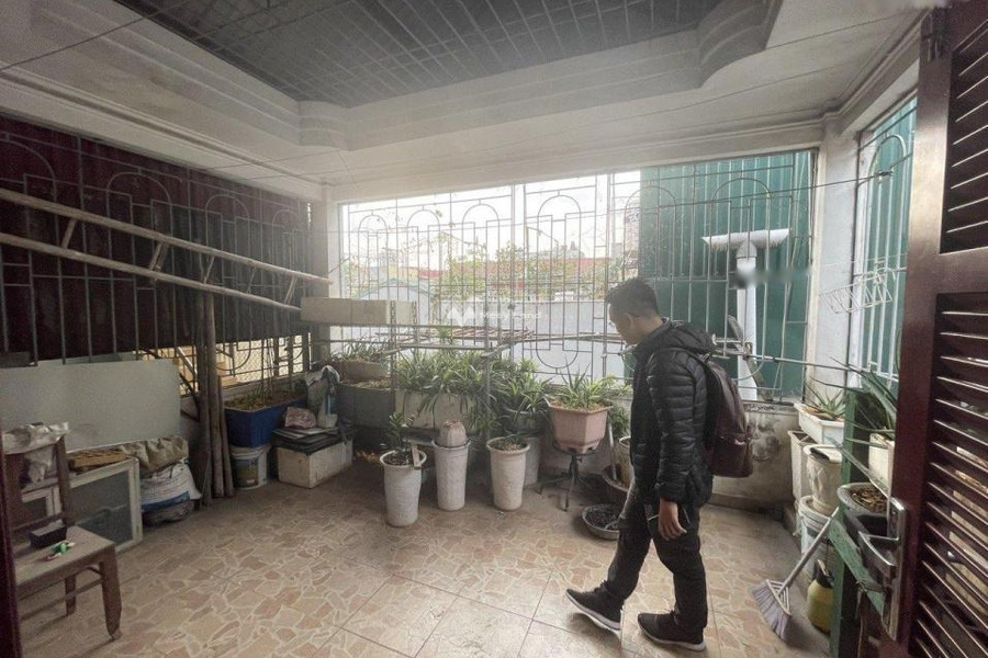 Cho thuê nhà, giá thuê rẻ từ 11 triệu/tháng có diện tích rộng 35m2 vị trí đẹp ngay Thanh Xuân, Hà Nội-01