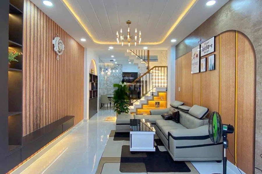 Bán nhà vị trí đặt tọa lạc gần Lý Chiêu Hoàng, Hồ Chí Minh giá bán đặc biệt 1.63 tỷ diện tích gồm 60m2 tổng quan trong căn nhà 3 phòng ngủ-01
