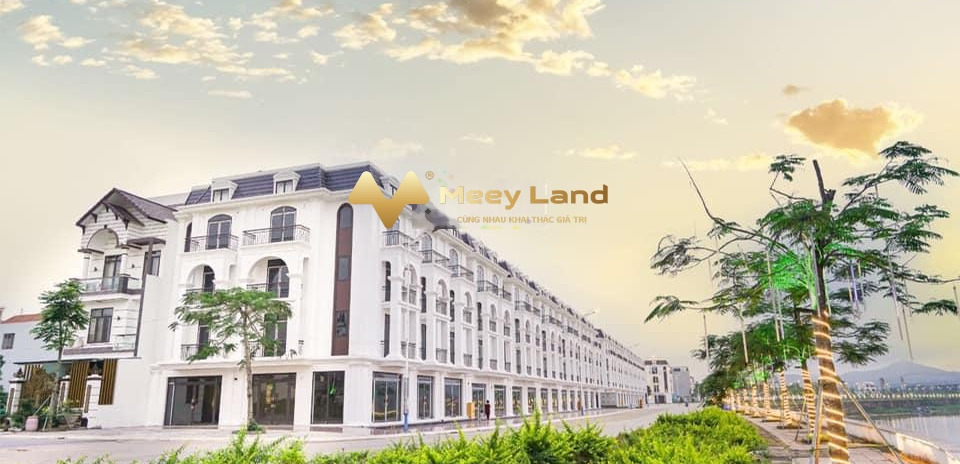 Cần xoay sở tiền bán mảnh đất, 100 m2 giá bán ngay chỉ 2 tỷ vị trí đặt tọa lạc tại Móng Cái, Quảng Ninh liên hệ trực tiếp để được tư vấn