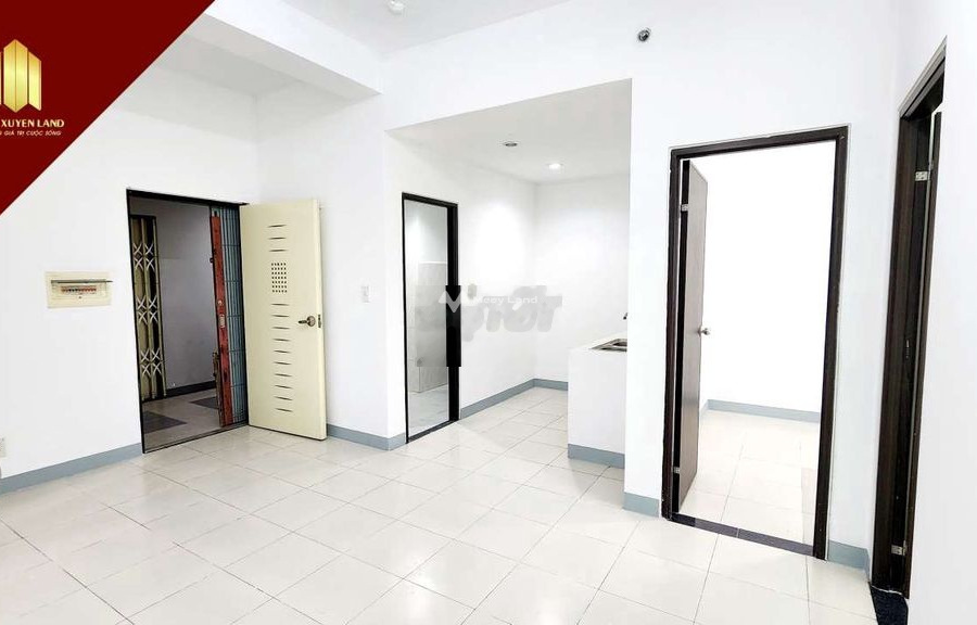 Chung cư 2 phòng ngủ, bán căn hộ vị trí đặt tại trung tâm Nguyễn Hoàng, Long Xuyên, trong căn này thì gồm 2 PN, 1 WC nội thất hiện đại-01