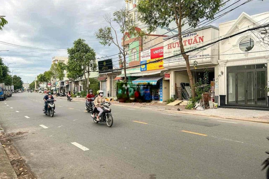 Bán nhà nằm trên Nguyễn Đệ, Cần Thơ giá bán cạnh tranh 7.2 tỷ có diện tích chính 1025m2, hướng Tây Bắc căn nhà gồm tổng cộng 3 phòng ngủ-01