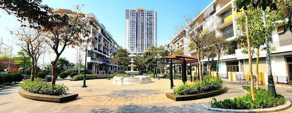 Giấy tờ đầy đủ, bán căn hộ vị trí mặt tiền nằm ở Đức Giang, Long Biên có một diện tích sàn 91m2-02