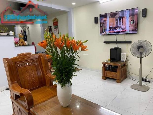 Bán nhà ở Bình Tân, Hồ Chí Minh bán ngay với giá tốt bất ngờ 4.9 tỷ diện tích khoảng 83m2 căn nhà có tổng 2 PN-01