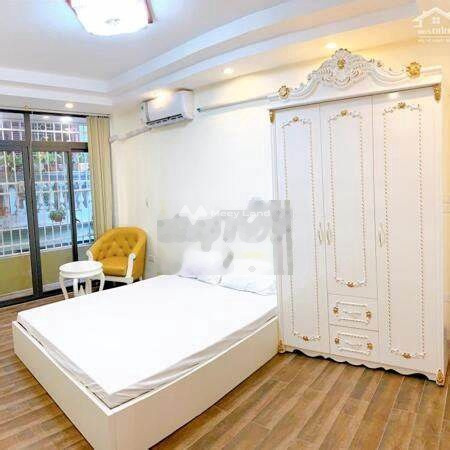 Nhà 4 phòng ngủ, cho thuê nhà, thuê ngay với giá ưu đãi từ 25 triệu/tháng có diện tích chuẩn 90m2 vị trí nằm trên Quan Hoa, Hà Nội-01