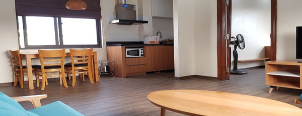 Cho thuê căn hộ dịch vụ giá rẻ tại Đặng Thai Mai, Tây Hồ, 50m2, đầy đủ nội thất mới đẹp-02