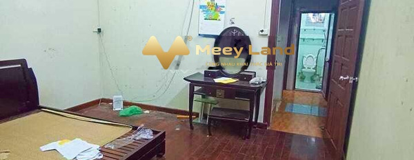 Giá mềm 6.6 tỷ bán nhà diện tích khoảng 55m2 vị trí đặt ngay trên Nguyễn Trãi, Hà Đông tổng quan ở trong nhà gồm 2 PN 2 WC khách có thiện chí liên hệ ...-02