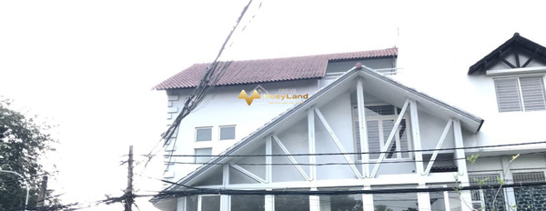Cho thuê nhà vị trí mặt tiền nằm ngay Đường Nguyễn Duy Trinh, Phường Phước Long A, vào ở luôn giá thực tế từ 39 triệu/tháng, có diện tích tổng 200 m2-02
