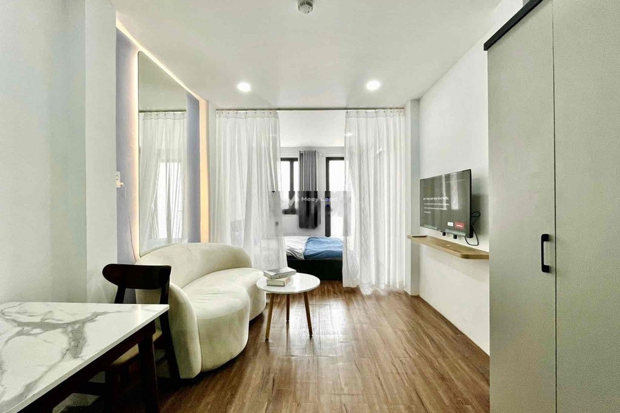 Cho thuê chung cư vị trí mặt tiền nằm tại Quận 3, Hồ Chí Minh, nhìn chung bao gồm 1 phòng ngủ, 1 WC lh thương lượng thêm-01