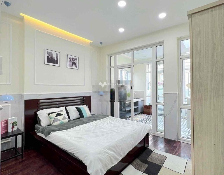 Cho thuê chung cư căn này gồm có Nội thất cao cấp vị trí thuận lợi Hoàng Văn Thụ, Phường 9 thuê ngay với giá cực sốc 8 triệu/tháng-01