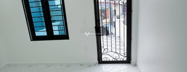 Hướng Nam, bán nhà có diện tích 60m2 vị trí thuận lợi tọa lạc trên Lê Chân, Hải Phòng bán ngay với giá đề xuất từ 2.65 tỷ nhà gồm có 4 phòng ngủ, 3 WC-03