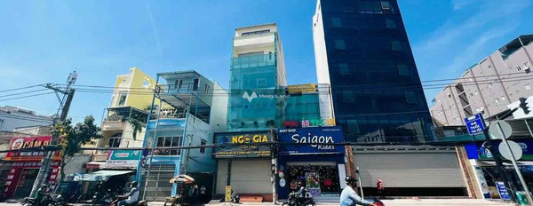 Diện tích 125m2 bán nhà ở vị trí đẹp tọa lạc ngay tại Bình Thuận, Quận 7 trong nhìn tổng quan gồm 6 phòng ngủ 5 WC hỗ trợ mọi thủ tục miễn phí-02