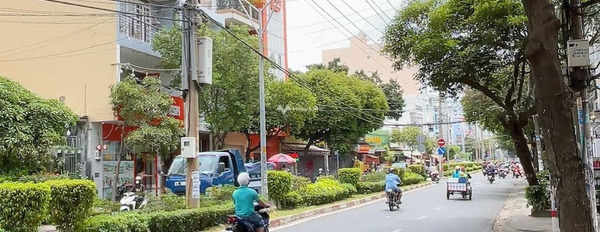 Có diện tích thực là 90m2, cho thuê nhà ở vị trí đẹp nằm ngay Nguyễn Cửu Đàm, Hồ Chí Minh, căn nhà có tổng 4 phòng ngủ, 5 WC nhà phong thủy tốt-02