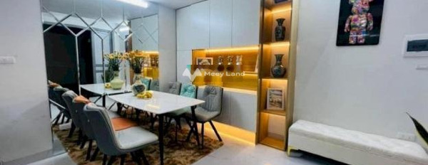 Bán nhà ở có diện tích chung là 72m2 bán ngay với giá đề cử từ 9.6 tỷ vị trí đẹp tọa lạc ngay ở Long Biên, Hà Nội, hướng KXĐ-03