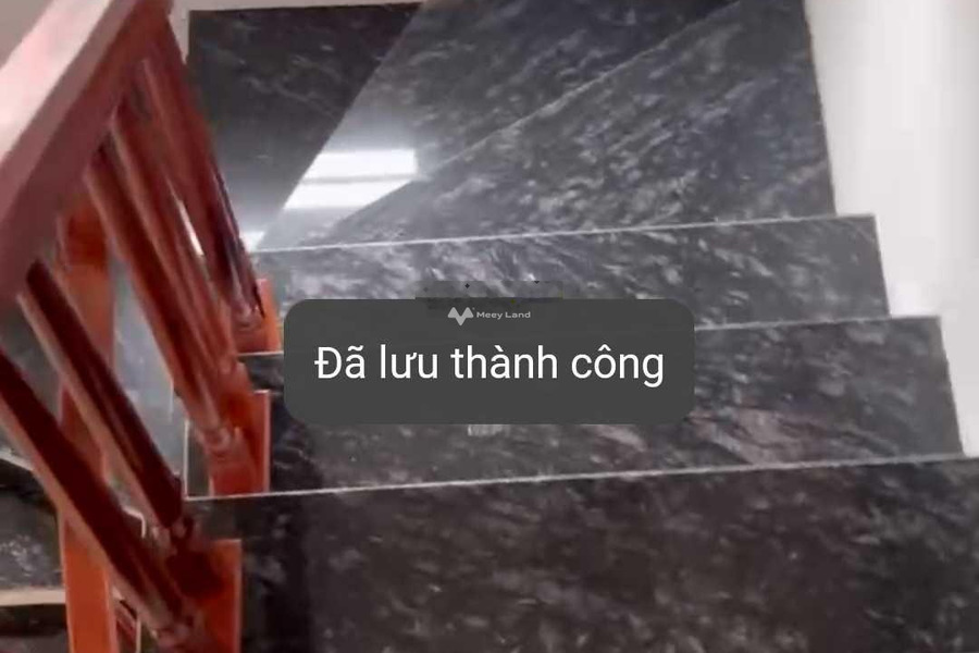 Nhà 3 phòng ngủ bán nhà ở diện tích khoảng 32m2 bán ngay với giá hiện tại 6.35 tỷ vị trí đặt ngay Võng Thị, Hà Nội-01