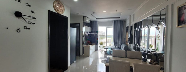 Trong ngôi căn hộ này có 2 PN, bán chung cư vị trí đẹp tọa lạc ở Phú Xuân, Nhà Bè, trong căn hộ bao gồm có 2 PN, 2 WC nội thất đầy đủ-03