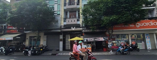 Có diện tích chính 68m2 bán nhà vị trí trung tâm Nguyễn Hồng Đào, Hồ Chí Minh trong nhà nhìn chung gồm có 4 phòng ngủ 3 WC chính chủ đăng tin-02