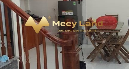 Nhà này gồm có 3 phòng ngủ bán nhà bán ngay với giá siêu mềm từ 1,4 tỷ diện tích khoảng 41 m2 vị trí thuận lợi gần Trần Quang Khải, Nam Định-03